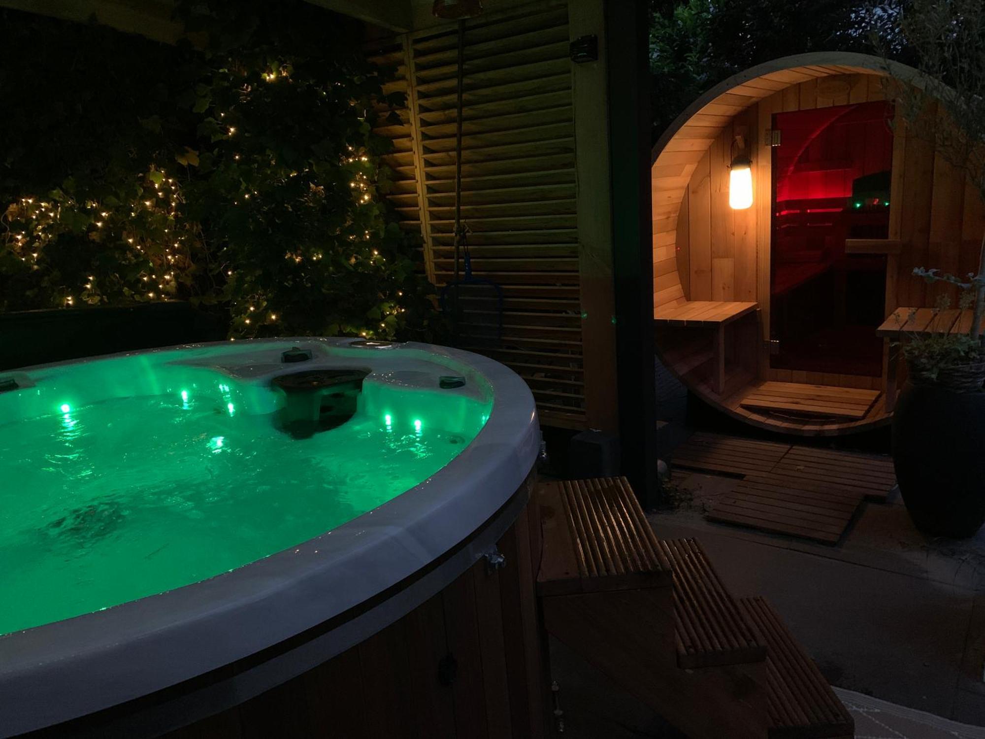 Den Ham Romantisch Wellness Appartement Met Prive Hottub Sauna Gamesroom المظهر الخارجي الصورة